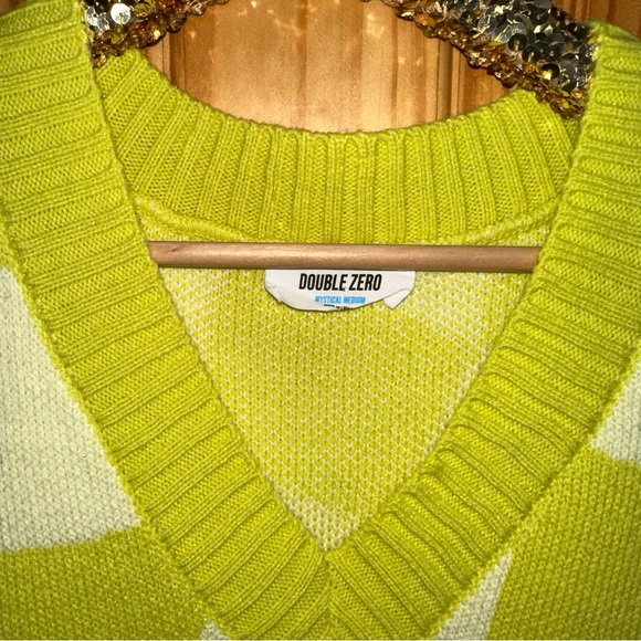 ✨ Boutique | sweater vest - Picture 3 of 4